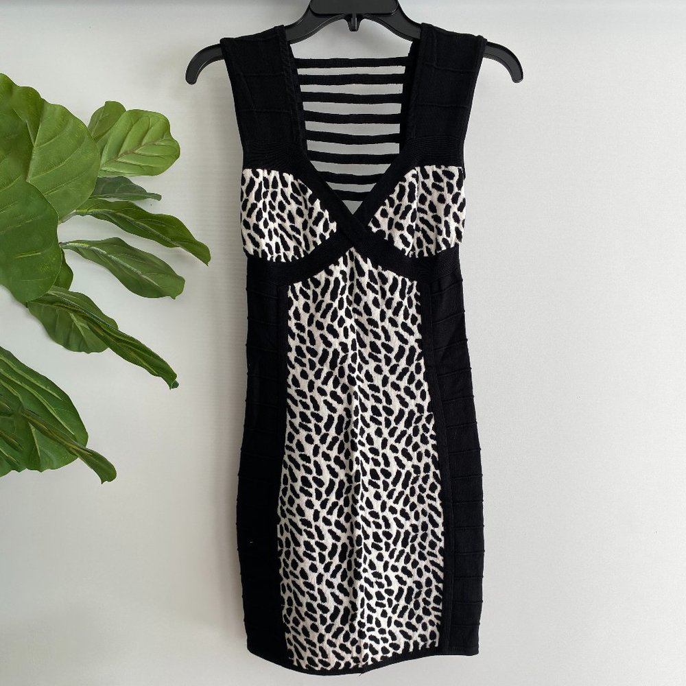 2B Bebe Mini Dress Womens Size M Black Animal Bodycon Dress V Cut Back Straps